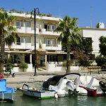 Astron Hotell