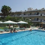 Astron Hotel