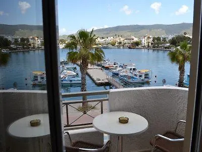 Astron Hotel 3*