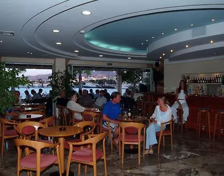 Hotel Astron
