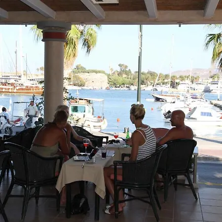 Otel Astron İstanköy