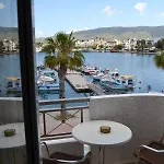 Astron Hotel 3*